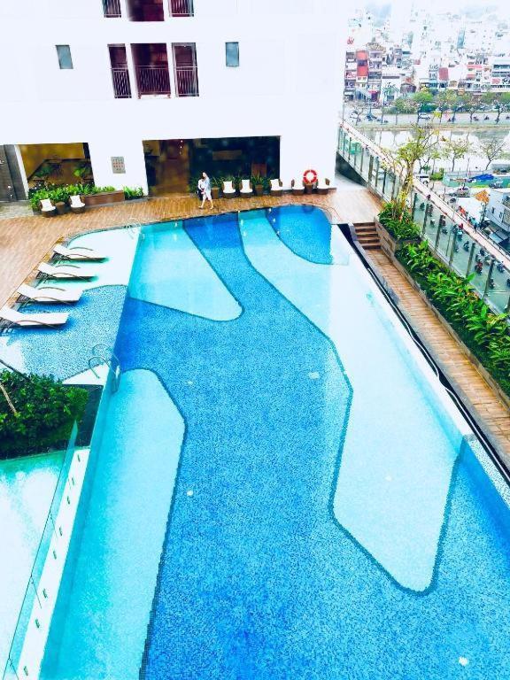 Rivergate - High Floor Studio Free Pool, Esim For Booking Over 5 Nights Apartment Ho Chi Minh City Exterior photo